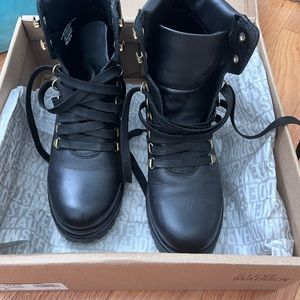 Steve Madden Galway boots